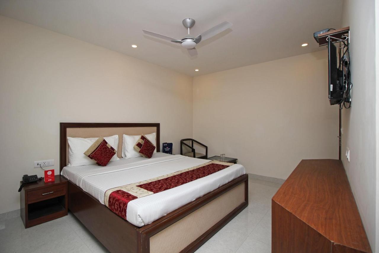 Oyo Hotel Blu Pebbles Near Delhi Airport Νέο Δελχί Εξωτερικό φωτογραφία