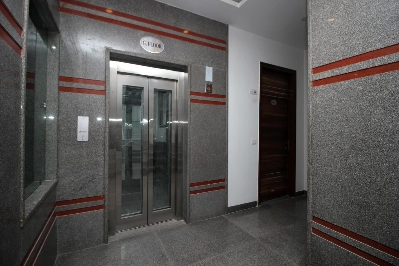 Oyo Hotel Blu Pebbles Near Delhi Airport Νέο Δελχί Εξωτερικό φωτογραφία